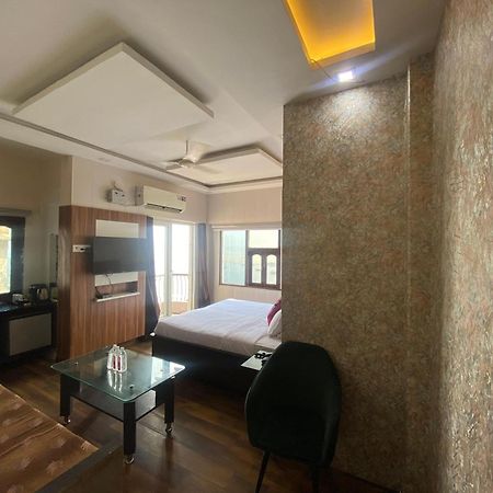 Hotel Sita Palace On Heritage Ghats Of Benaras Varanasi Ngoại thất bức ảnh