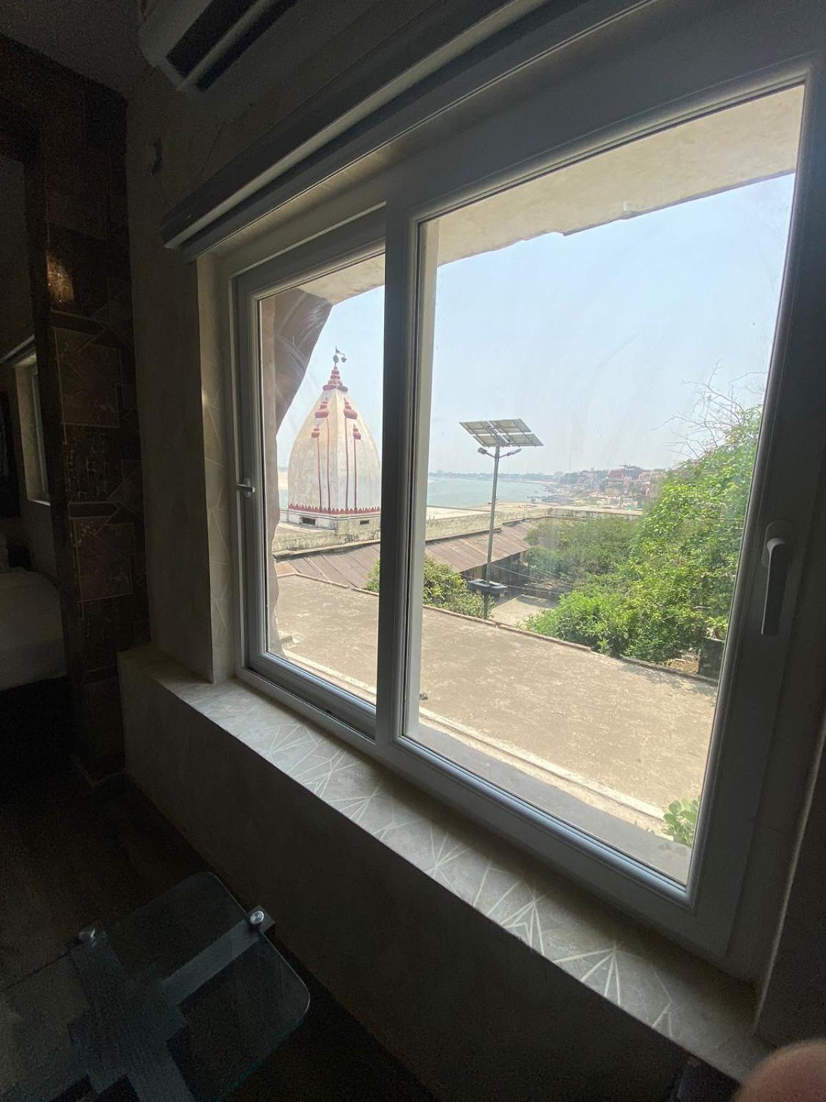 Hotel Sita Palace On Heritage Ghats Of Benaras Varanasi Ngoại thất bức ảnh