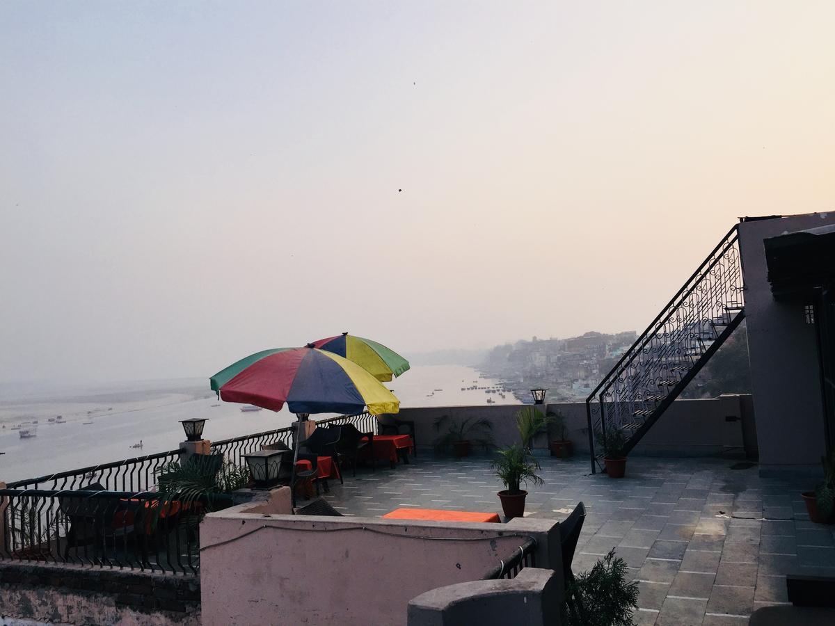 Hotel Sita Palace On Heritage Ghats Of Benaras Varanasi Ngoại thất bức ảnh