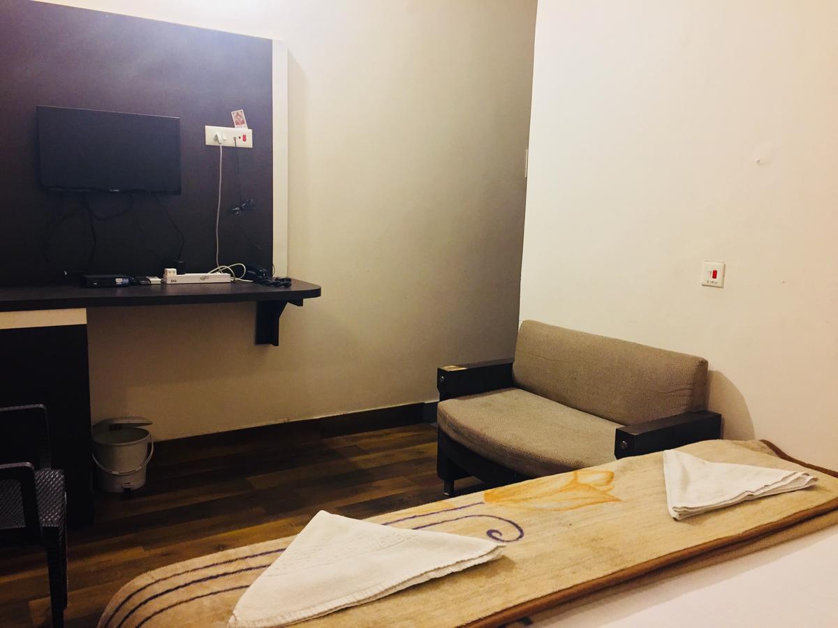 Hotel Sita Palace On Heritage Ghats Of Benaras Varanasi Ngoại thất bức ảnh