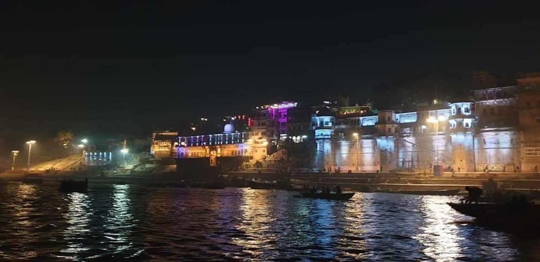 Hotel Sita Palace On Heritage Ghats Of Benaras Varanasi Ngoại thất bức ảnh